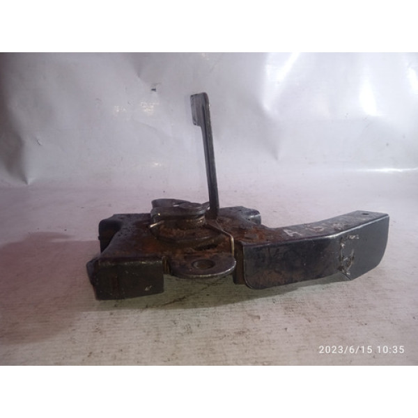 Trava Do Capô Ford Ranger 2013 Com Avaria 