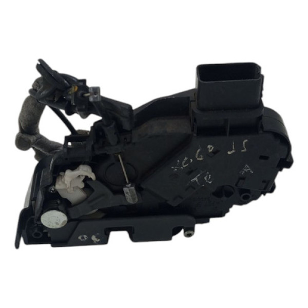 Trava Eletrica Traseira Esquerda Xc60 2011