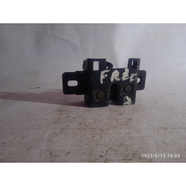 Trava Do Capô Land Rover Freelander2 2008