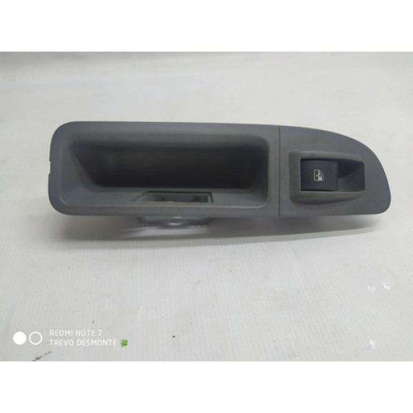 Moldura Botão Vidro Traseiro Grand Siena 2017