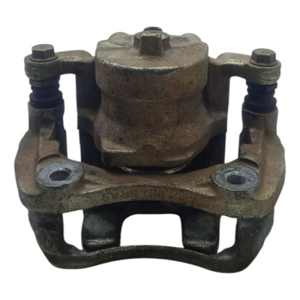 Pinça Dianteira Direita Kicks 2018