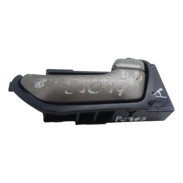 Maçaneta Dianteiro Direito S10 2014