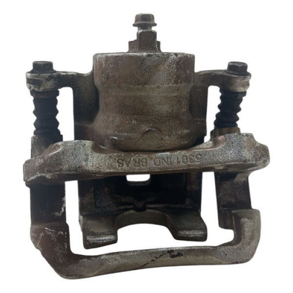 Pinça Dianteira Direita Kicks 2018