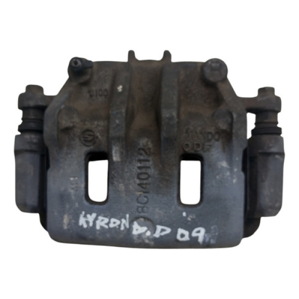 Pinça Dianteira Direita Kyron 2009