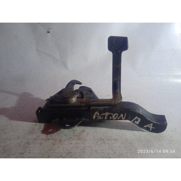 Trava Do Capô Ssangyong Actyon 2012