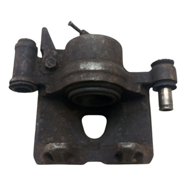 Pinça Dianteira Direita L200 2006