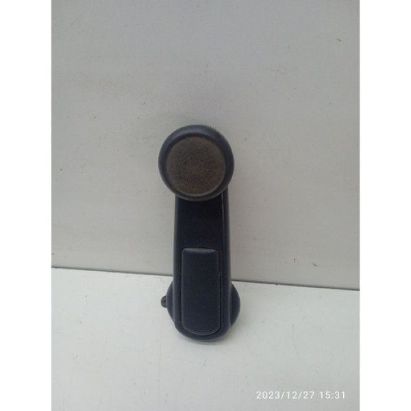 Manivela Vidro Dianteiro Esquerdo - L200 2004
