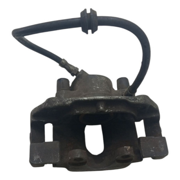 Pinça Dianteira Direita 328i 2015