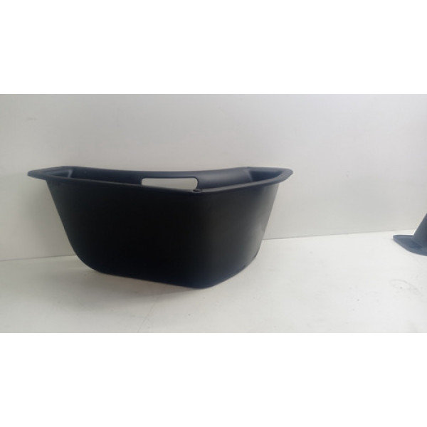 Caixa Armazenamento Traseira Esquerda Grand Cherokee 2011 