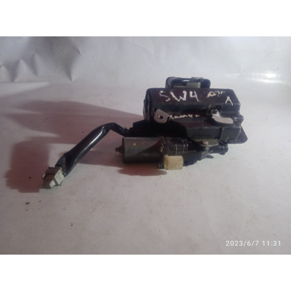 Trava Da Tampa Traseira Toyota Sw4 2015