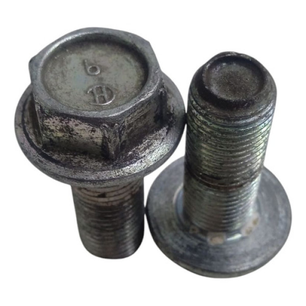 Par Parafuso Pinça Nissan Kicks 22