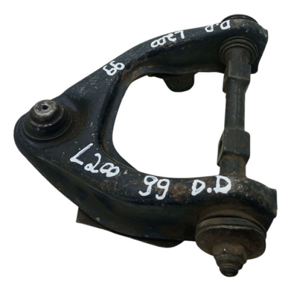 Bandeja Superior Dianteiro Direito L200 1999 Com Avarias