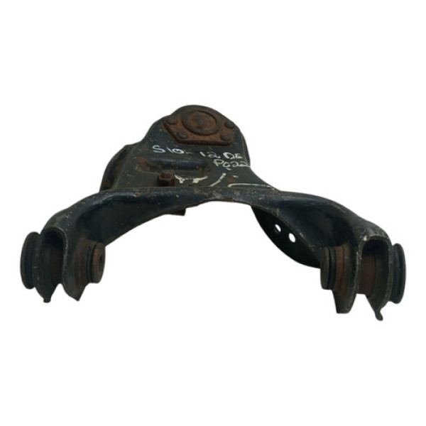 Bandeja Superior Dianteiro Esquerdo Chevrolet S10 2012