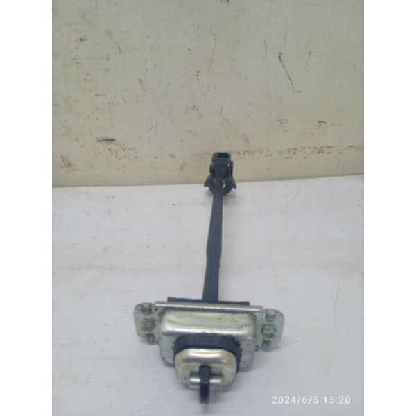 Limitador Porta Dianteira Esquerda Captiva 2011