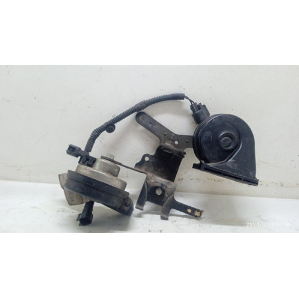 Par Buzina Freelander 2 2.2 2011