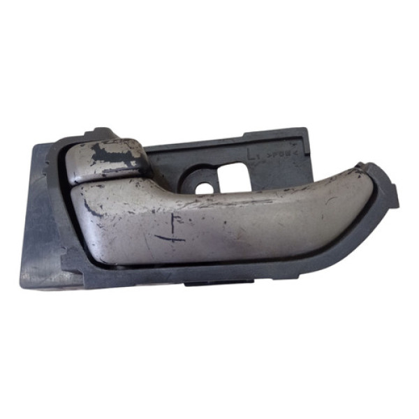 Maçaneta Traseira Esquerda S10 2013