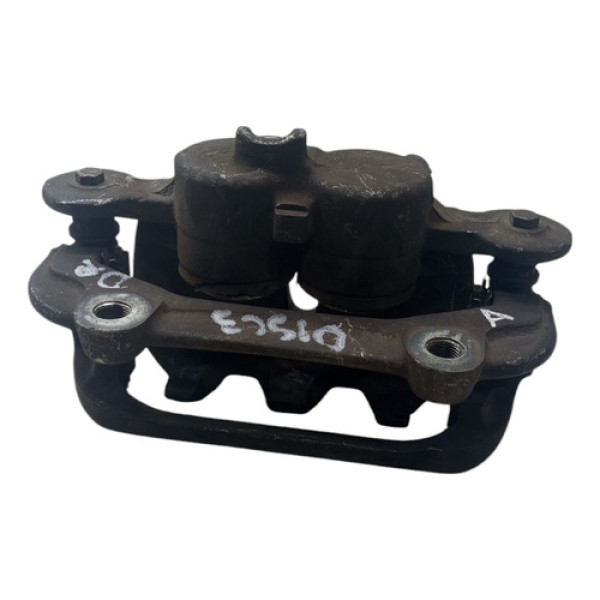 Pinça Dianteira Esquerda Discovery3 2008