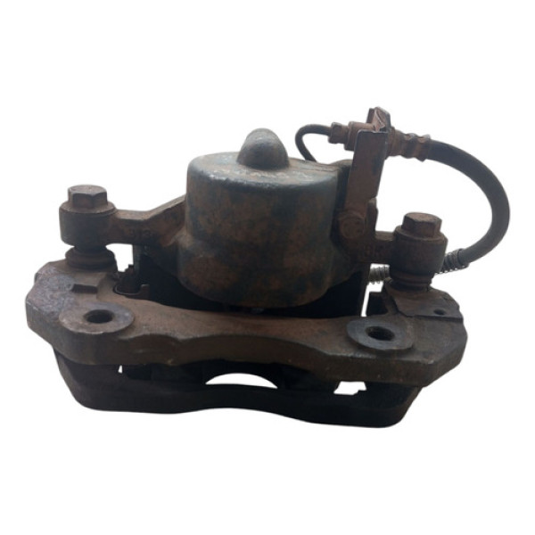 Pinça Dianteira Esquerda Effa Plutus 2012